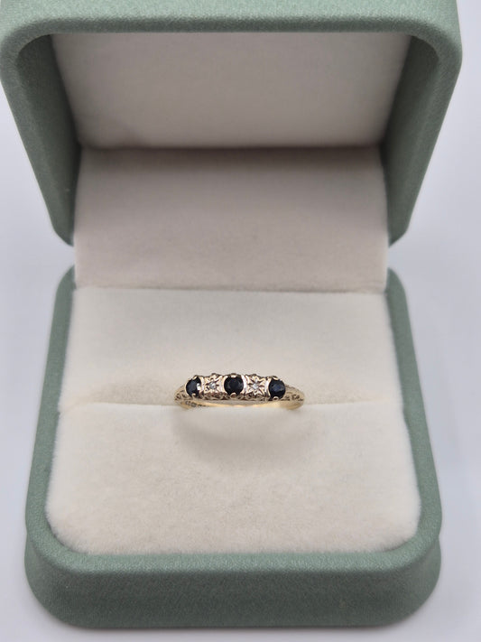 9ct gold sapphire and diamond ring