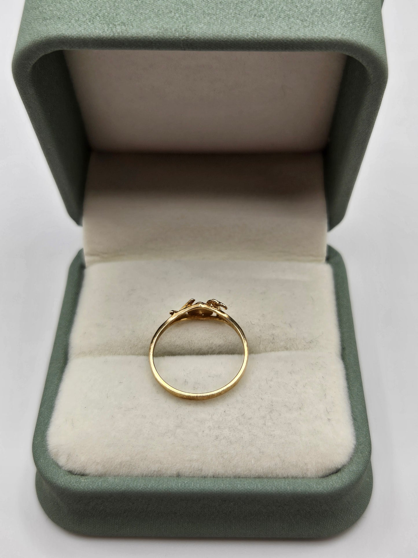 9ct gold hope, faith and charity ring