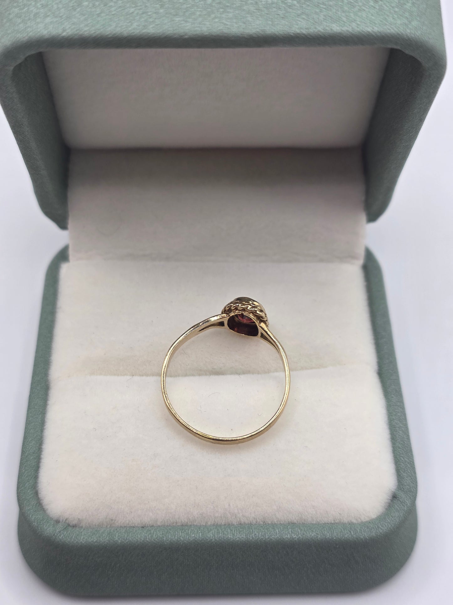 9ct gold tourmaline ring