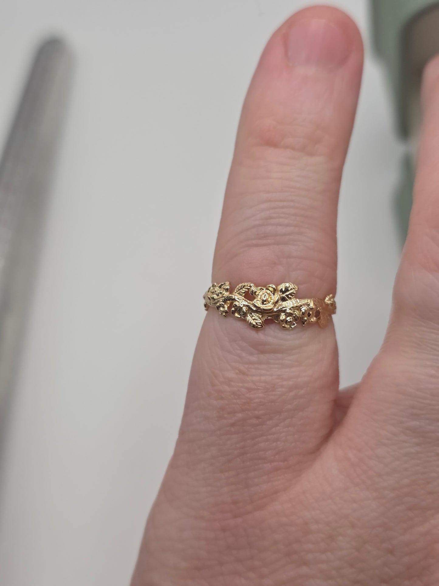 9ct gold forget me not ring