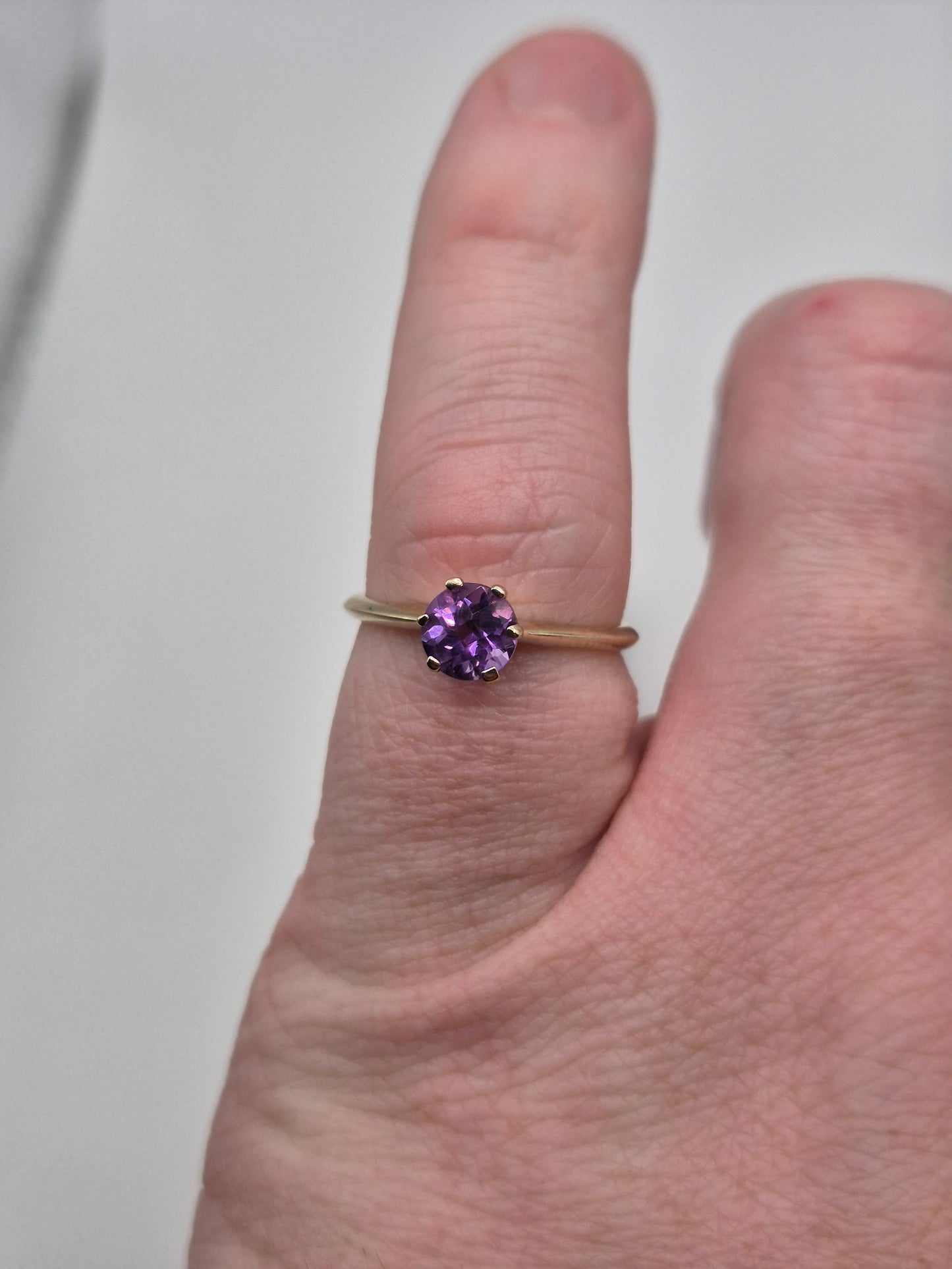 9ct gold amethyst ring
