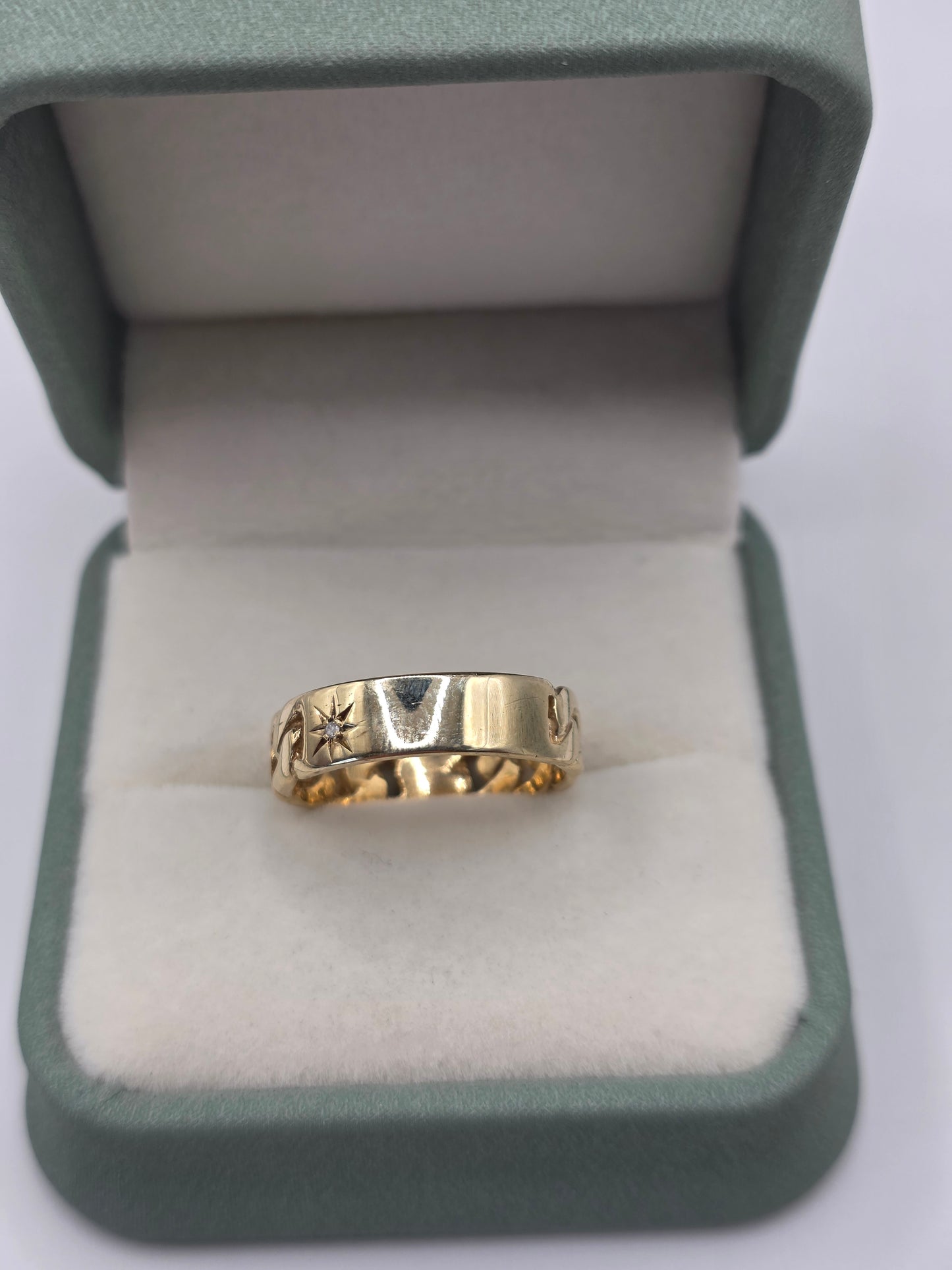 9ct gold diamond signet chain link ring