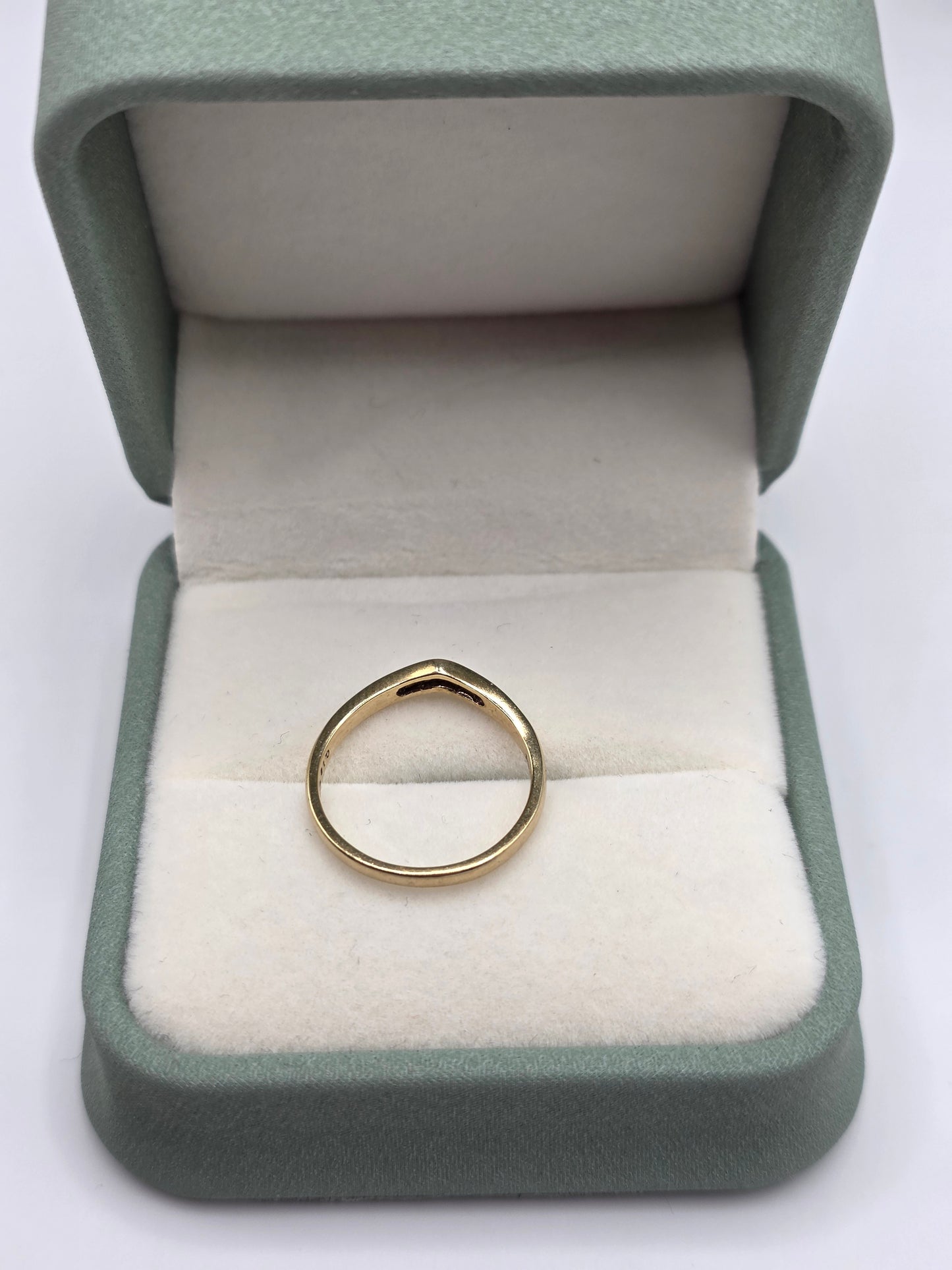 9ct gold diamond wishbone ring