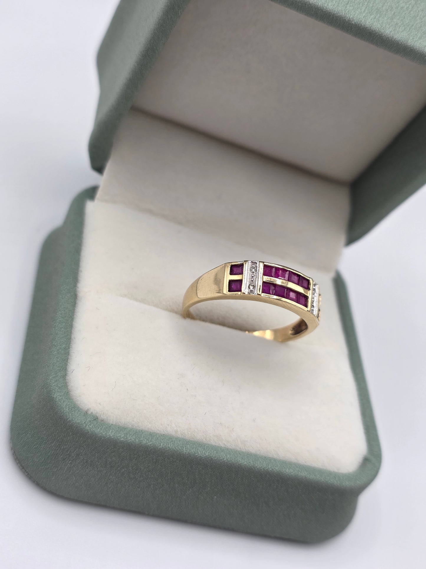 9ct gold ruby and diamond ring