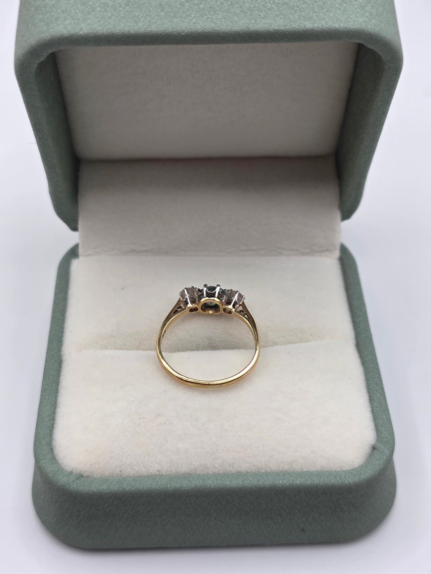 18ct gold and platinum topaz and diamond ring