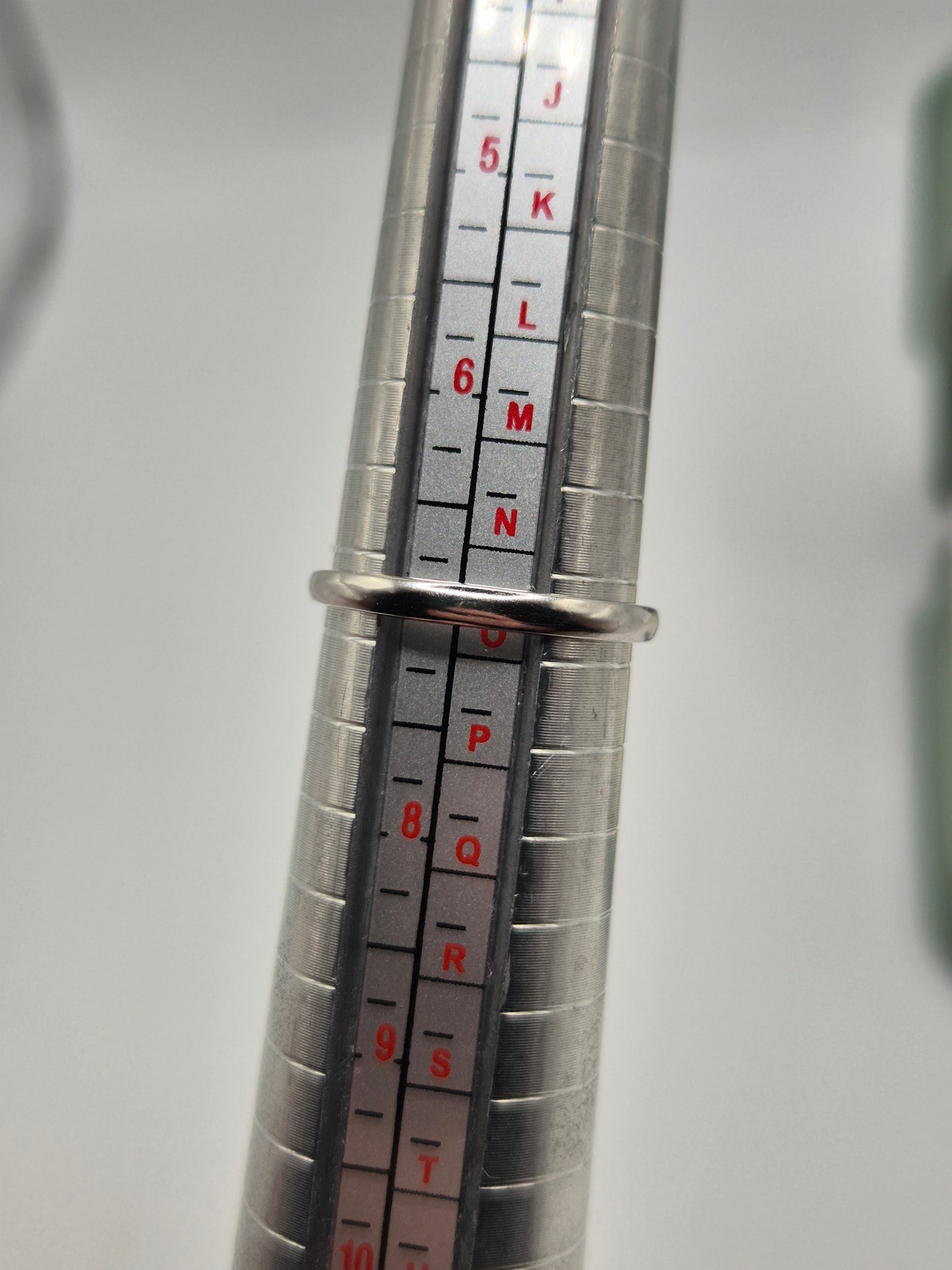 9ct white gold citrine ring