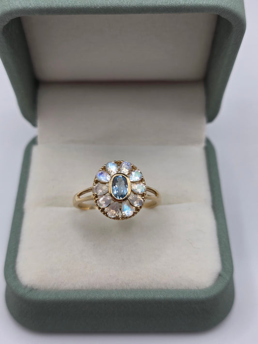 9ct gold aquamarine and moonstone ring