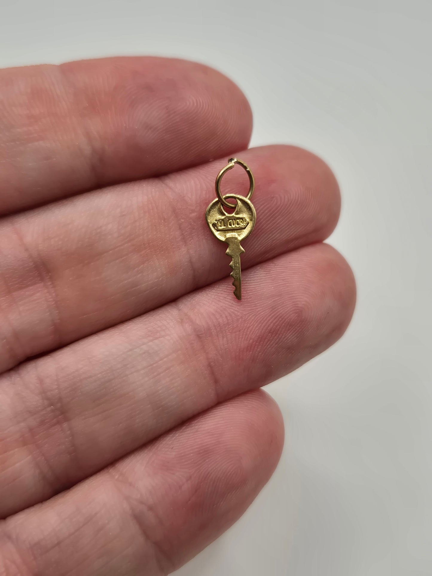 9ct gold key charm