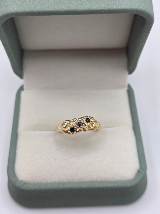 9ct gold sapphire gypsy ring