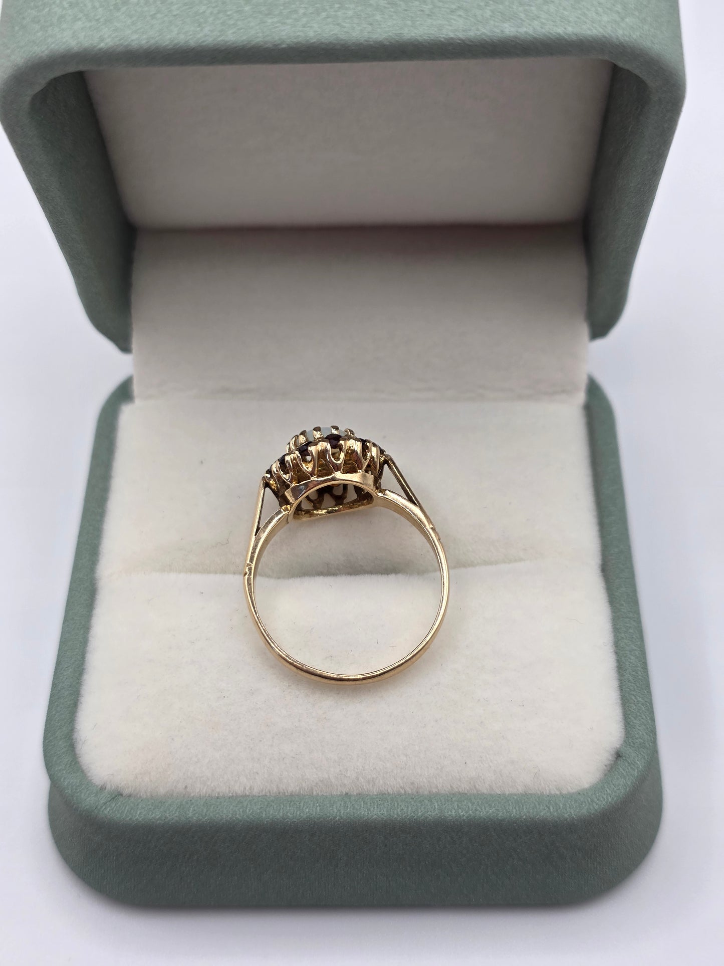 9ct gold opal and garnet ring