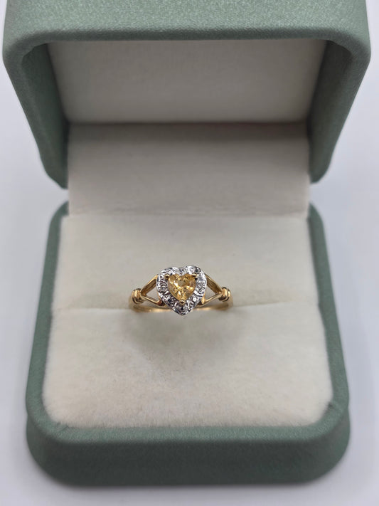 9ct gold citrine heart and diamond ring