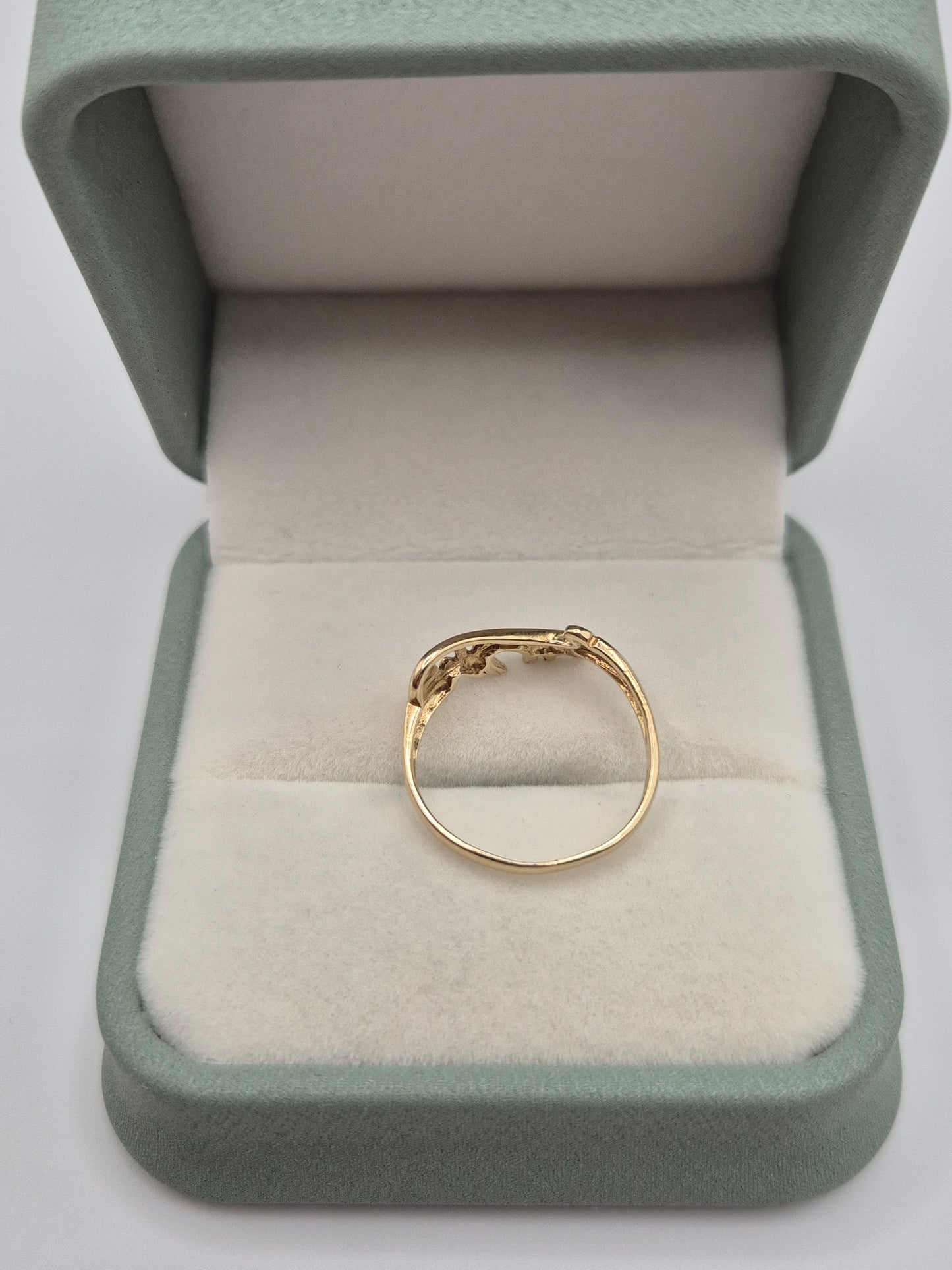 9ct gold mum ring