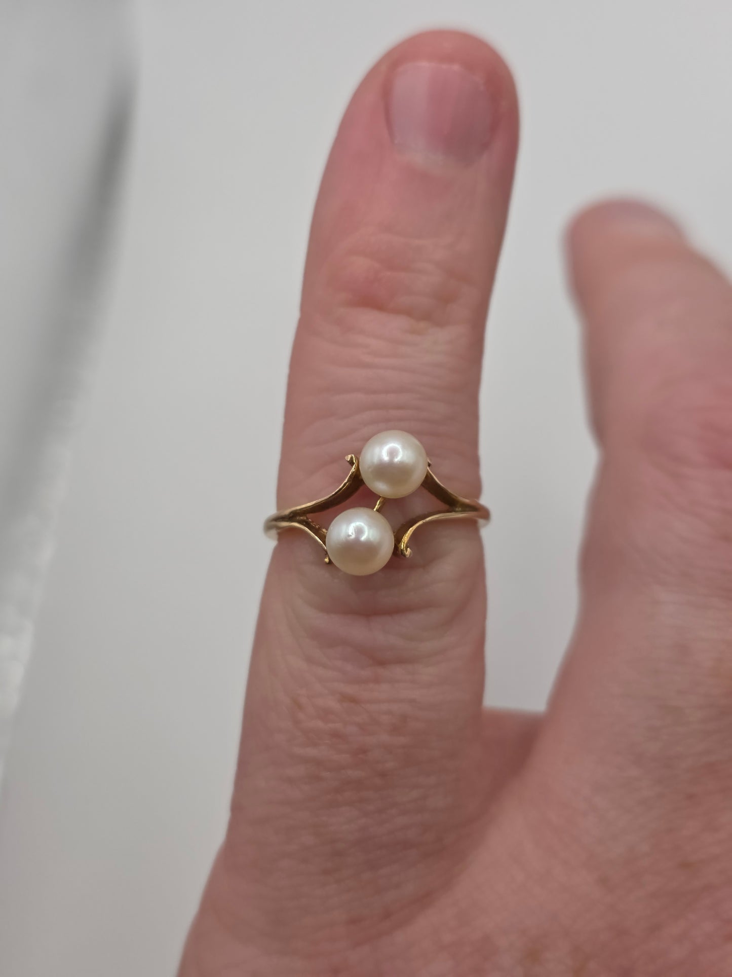 9ct gold pearl ring
