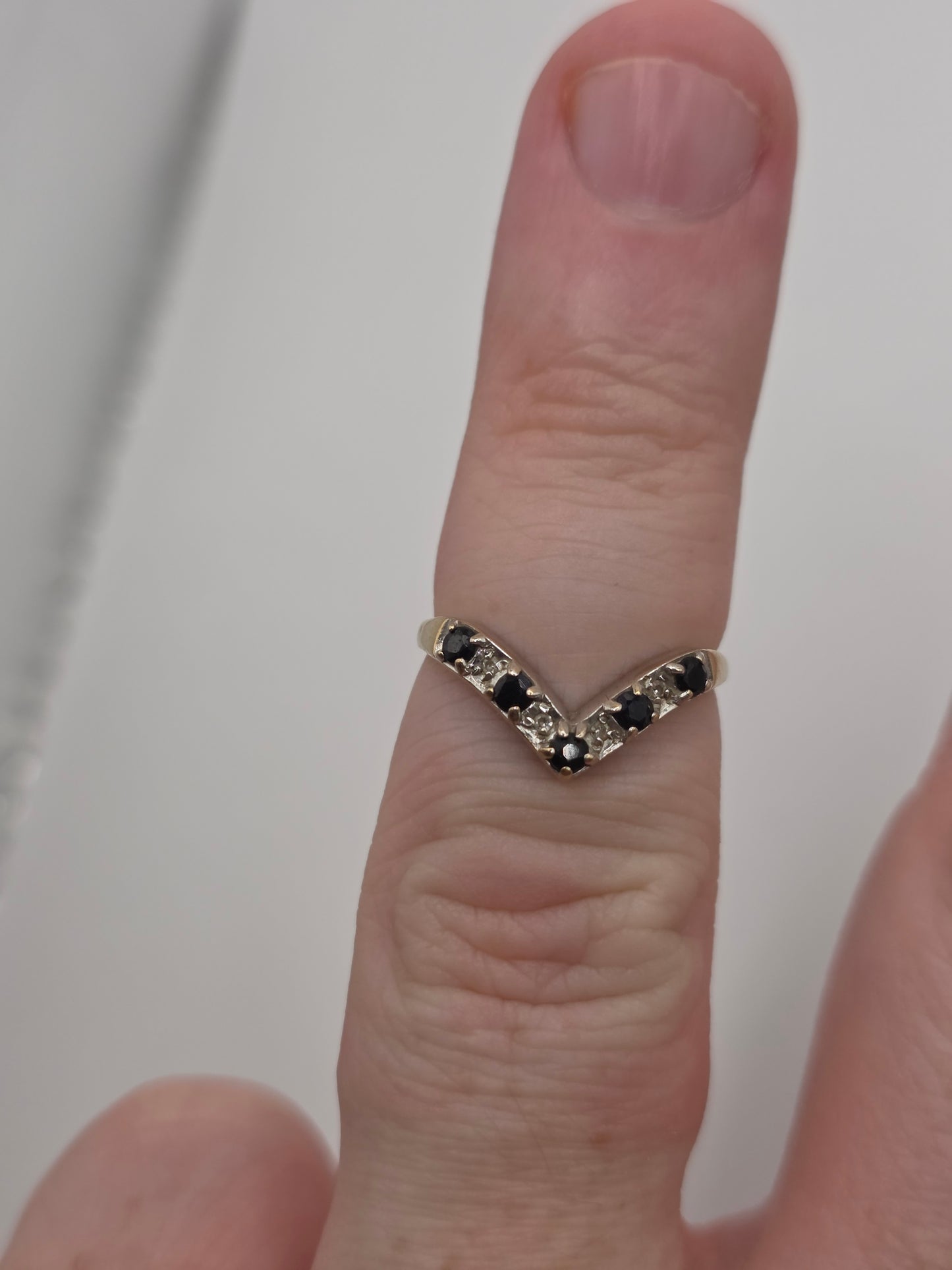 9ct gold sapphire and diamond wishbone ring