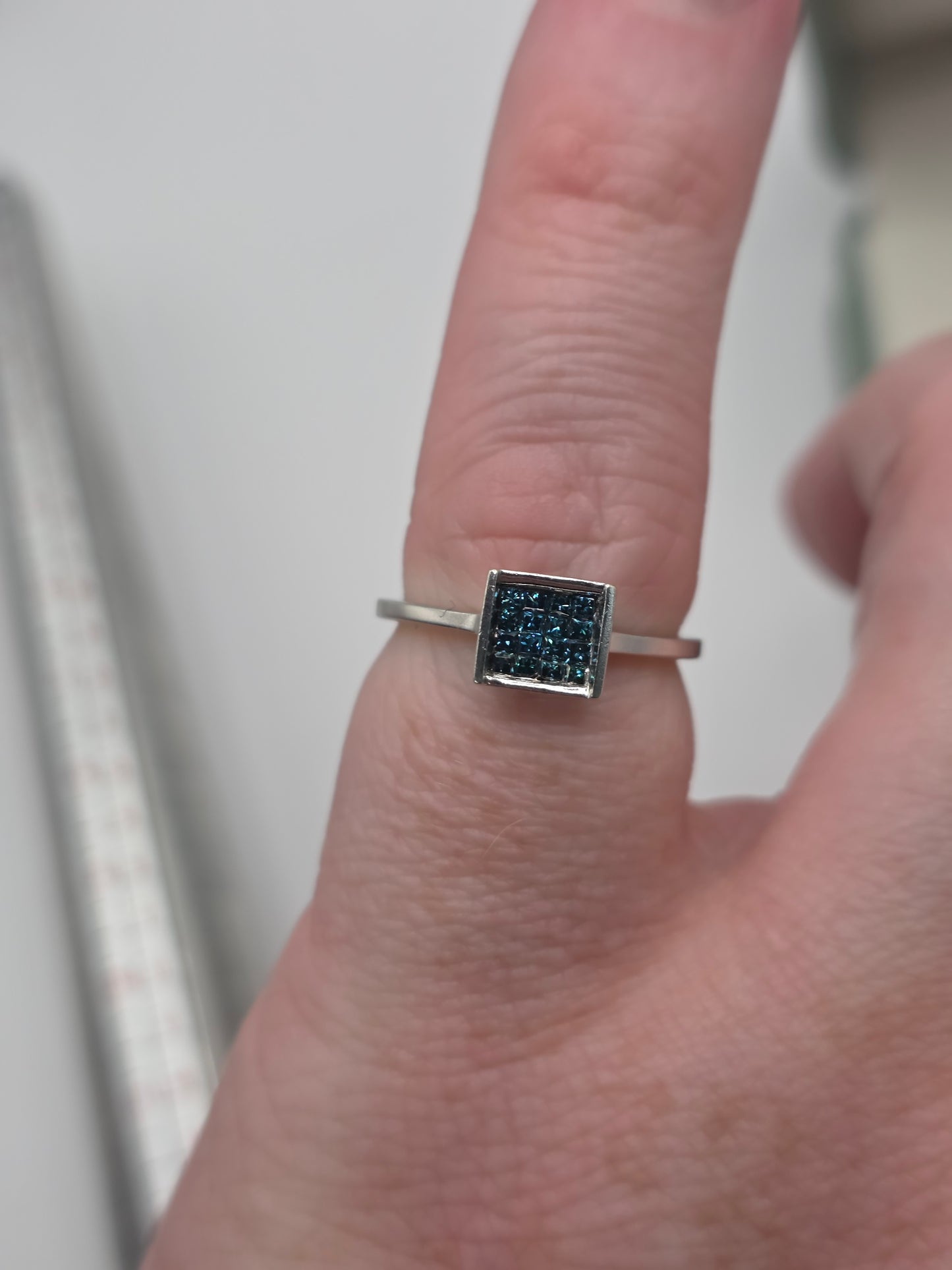 9ct white gold blue diamond ring