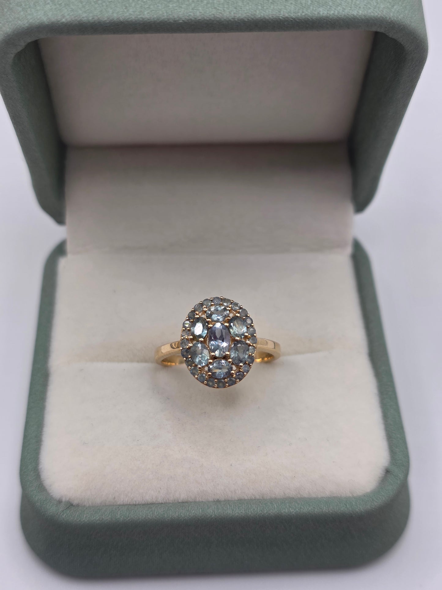 9ct gold alexandrite ring