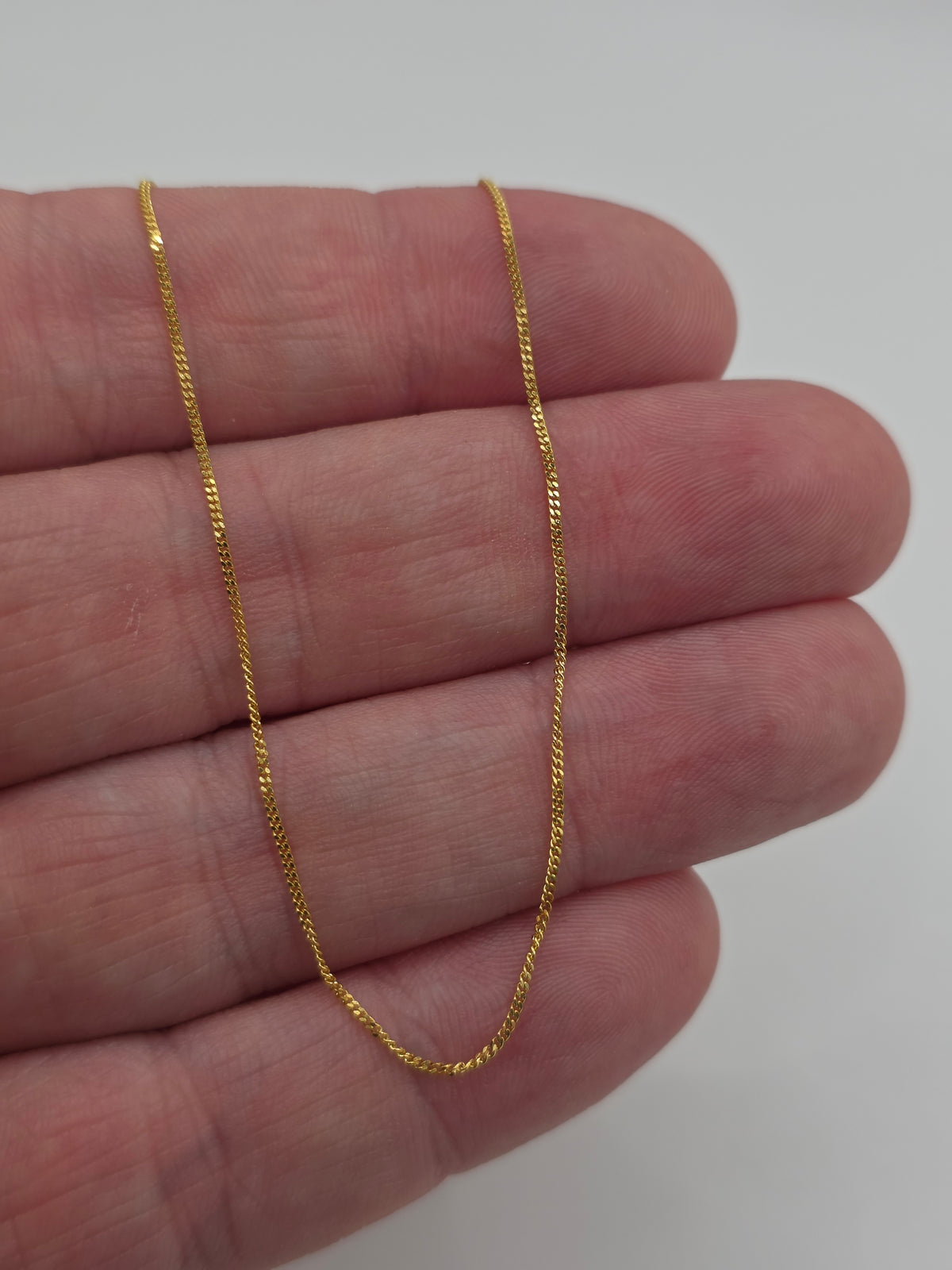9ct gold chain (119)