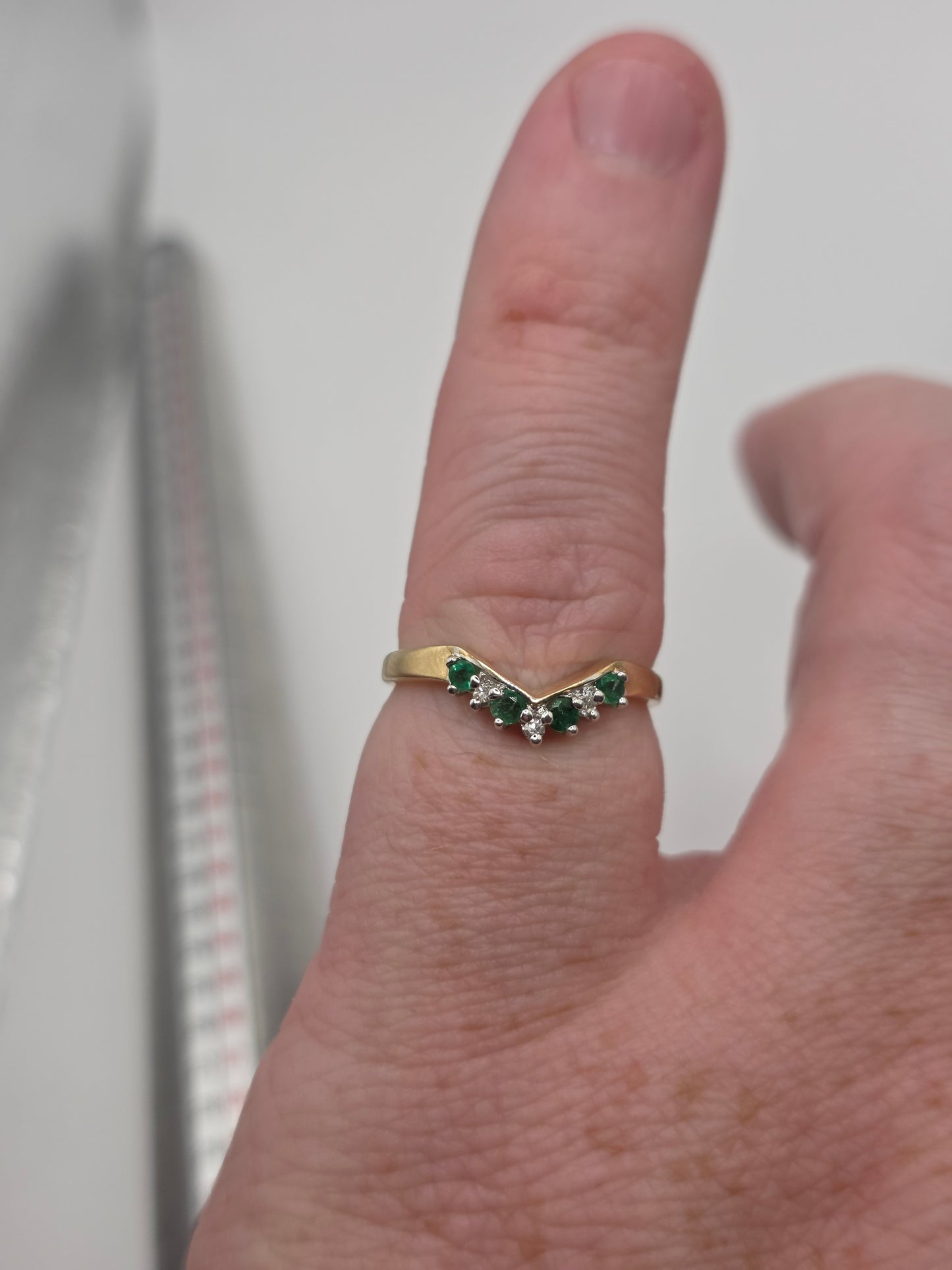 9ct gold emerald and diamond wishbone ring