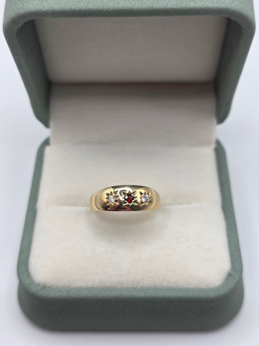 9ct gold garnet and cz gypsy ring