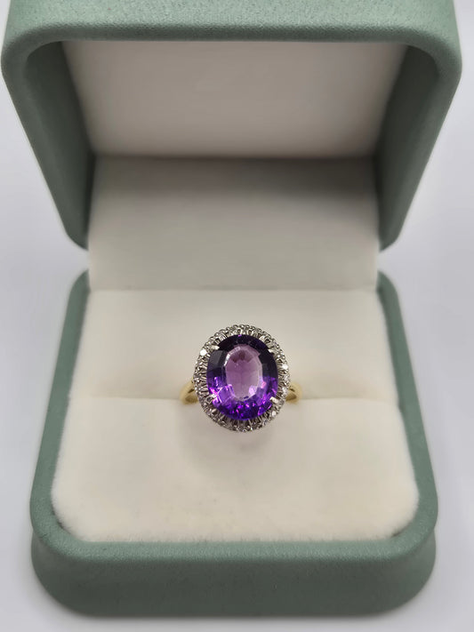 18ct gold amethyst and diamond ring
