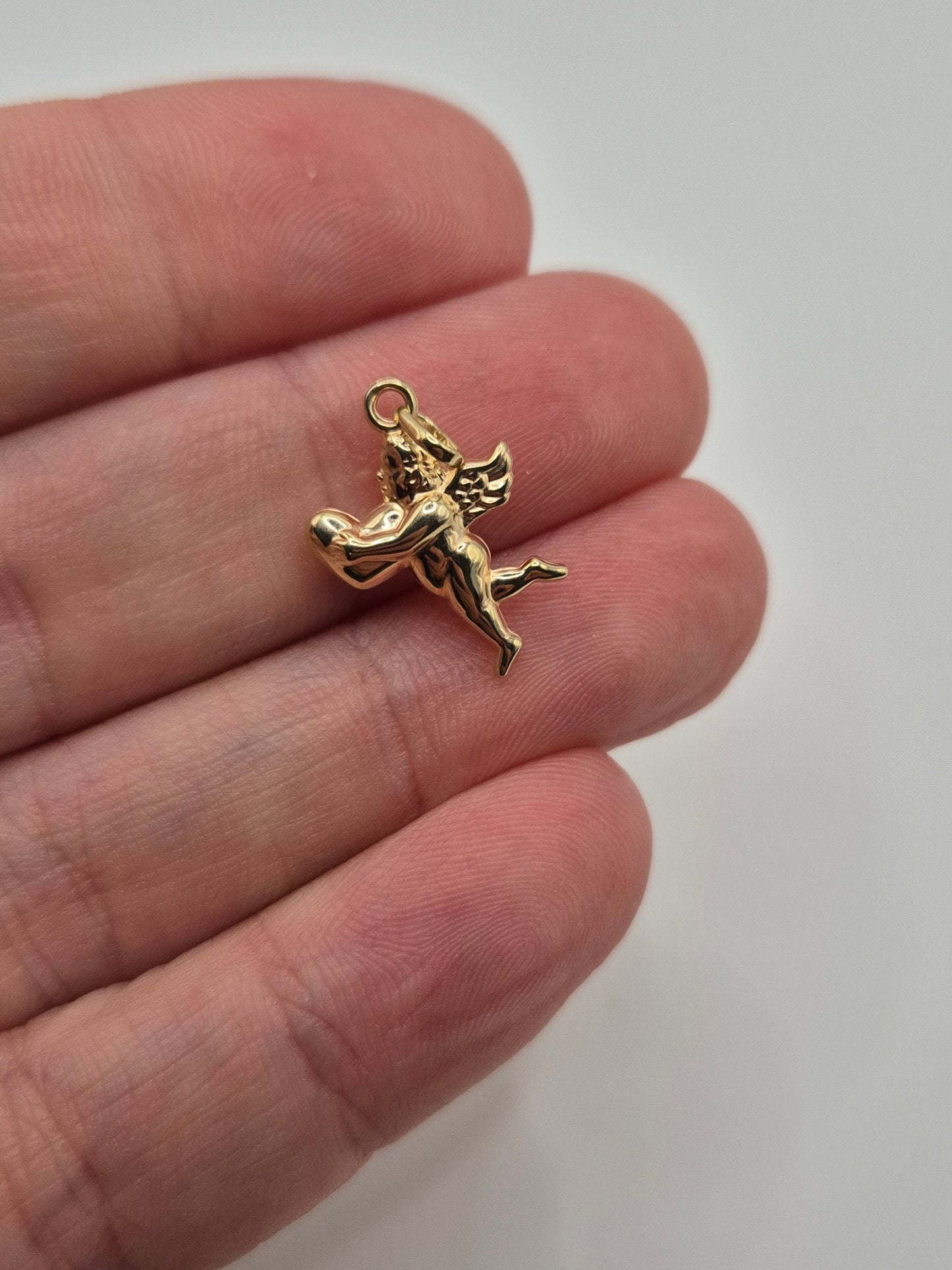 9ct gold cherub charm