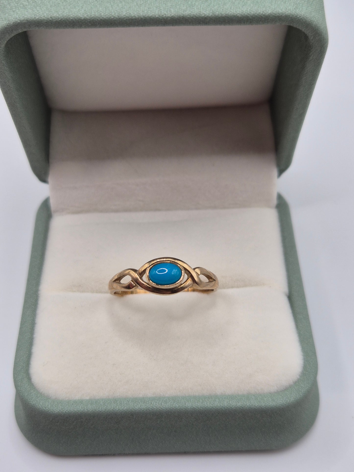9ct gold turquoise ring