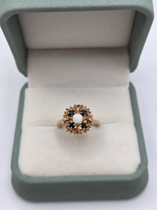 9ct gold opal and sapphire ring