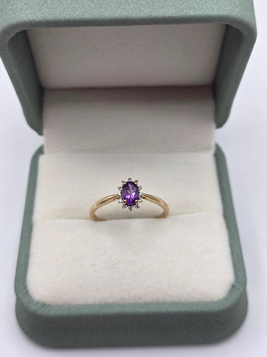 9ct gold amethyst and cz ring