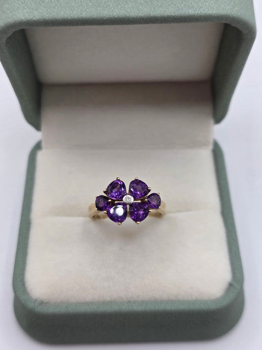 9ct gold amethyst and diamond ring