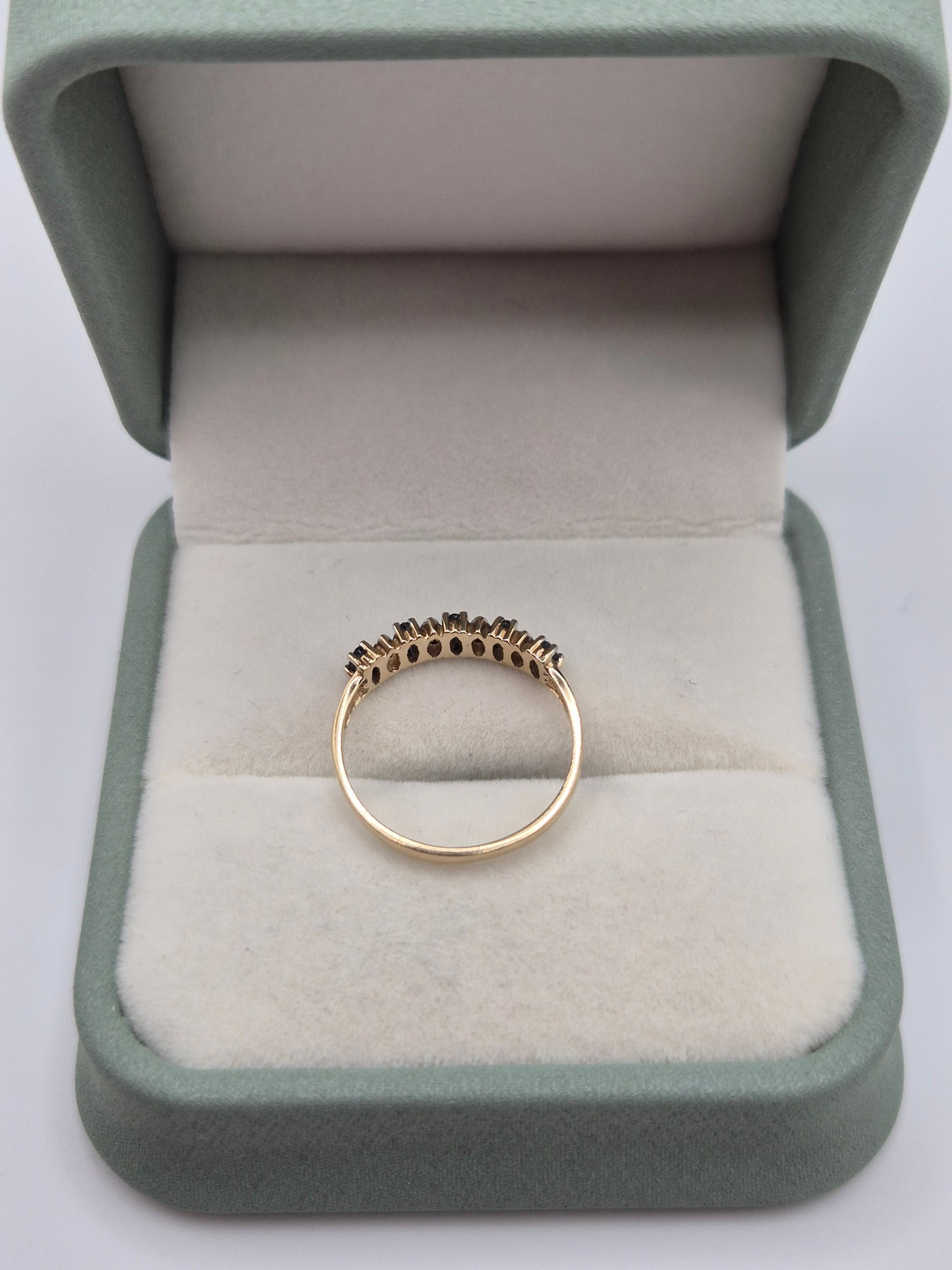 9ct gold sapphire and diamond ring