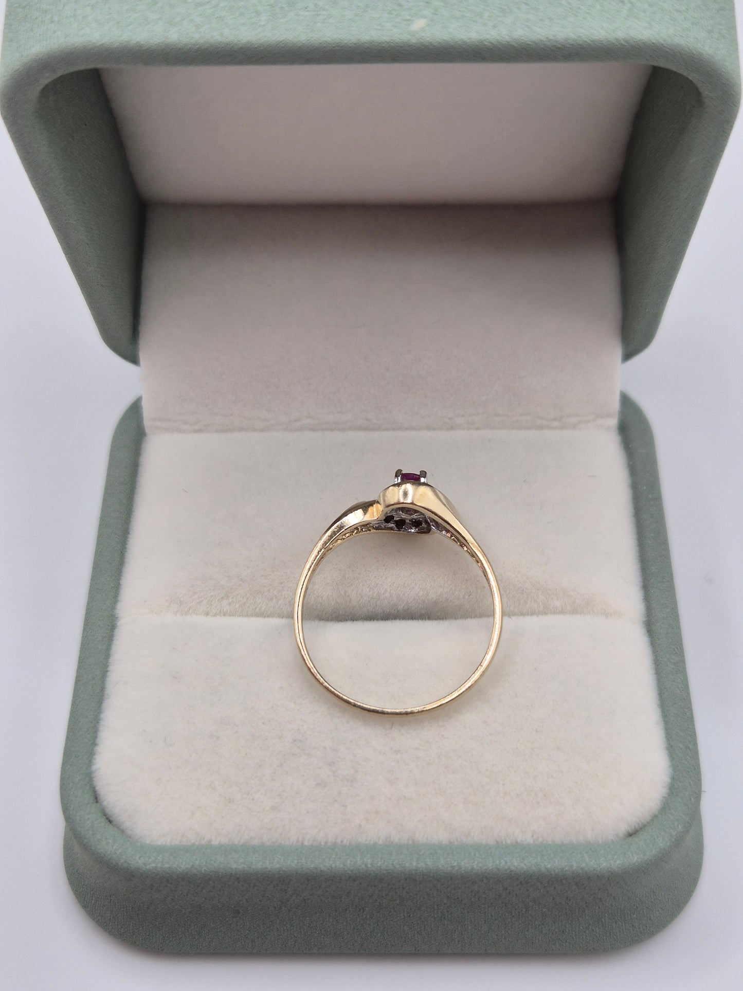 9ct gold ruby and diamond ring