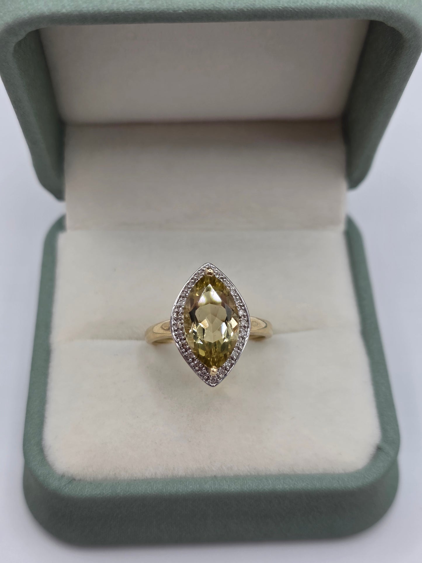 9ct gold citrine and diamond ring