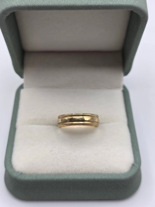 9ct gold ring