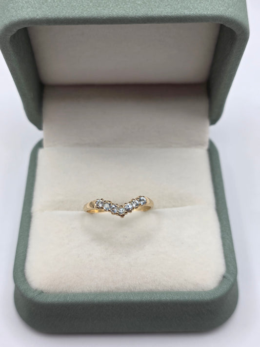 9ct gold topaz wishbone ring
