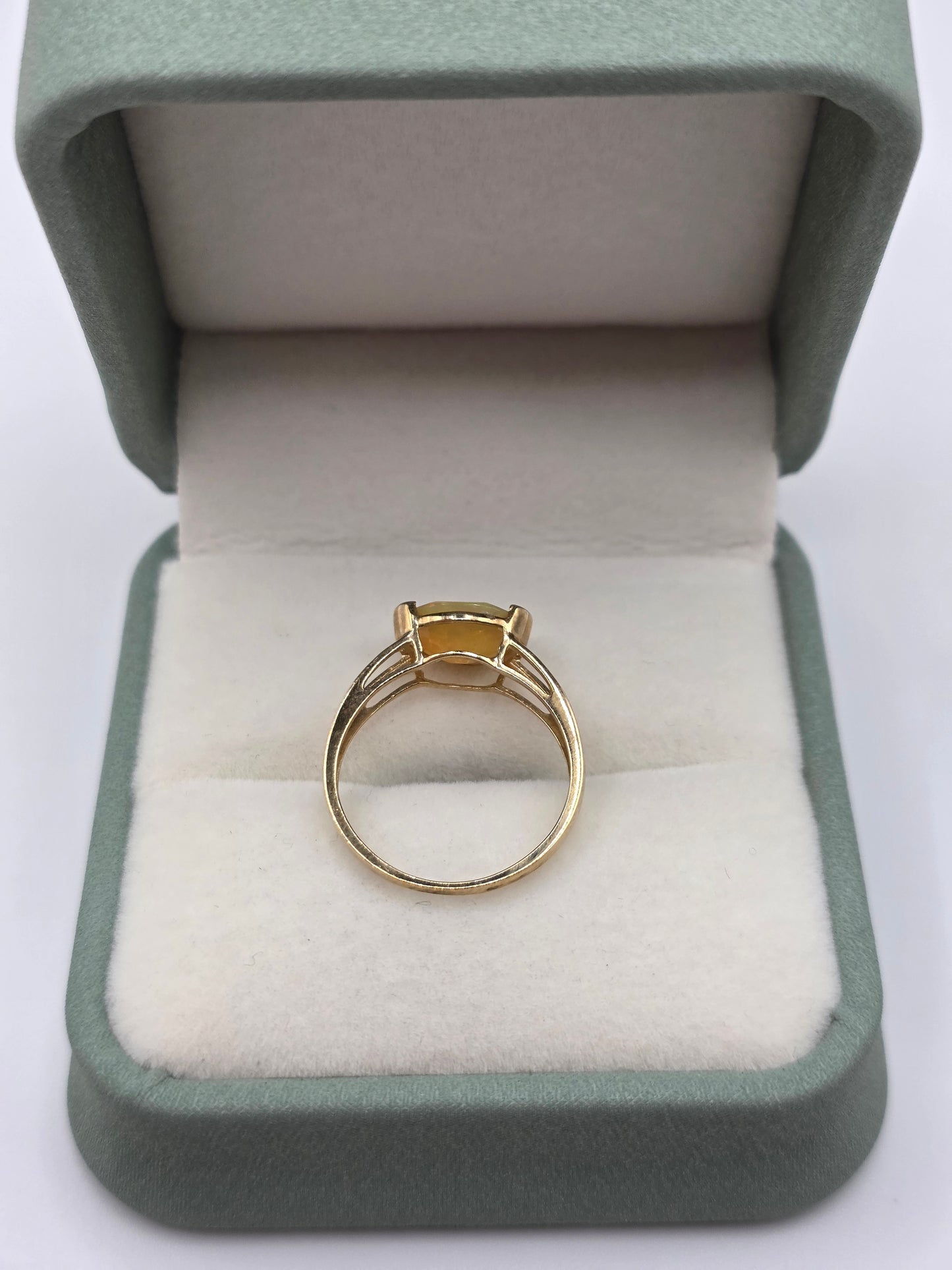 9ct gold opal ring