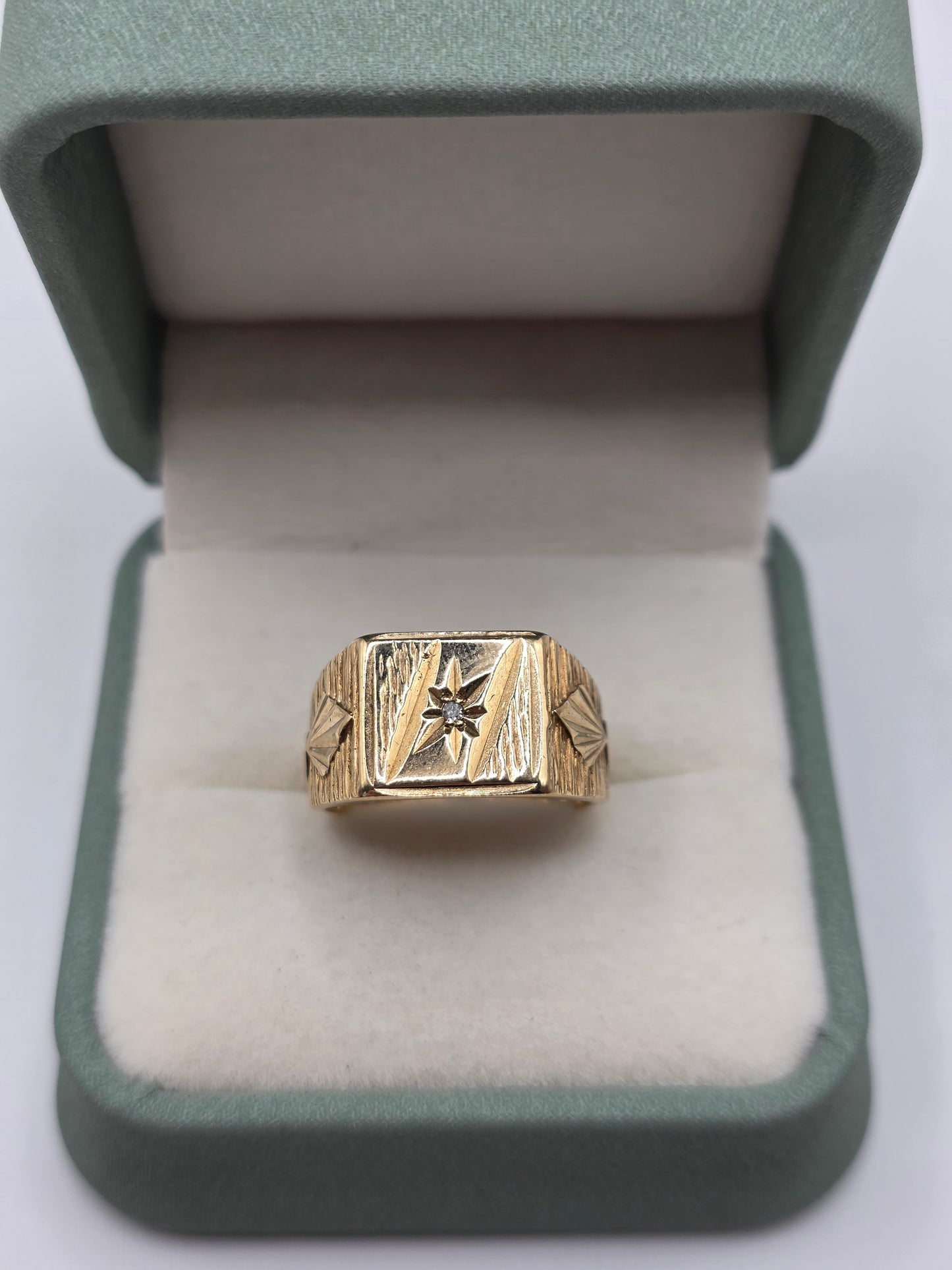 9ct gold diamond signet ring