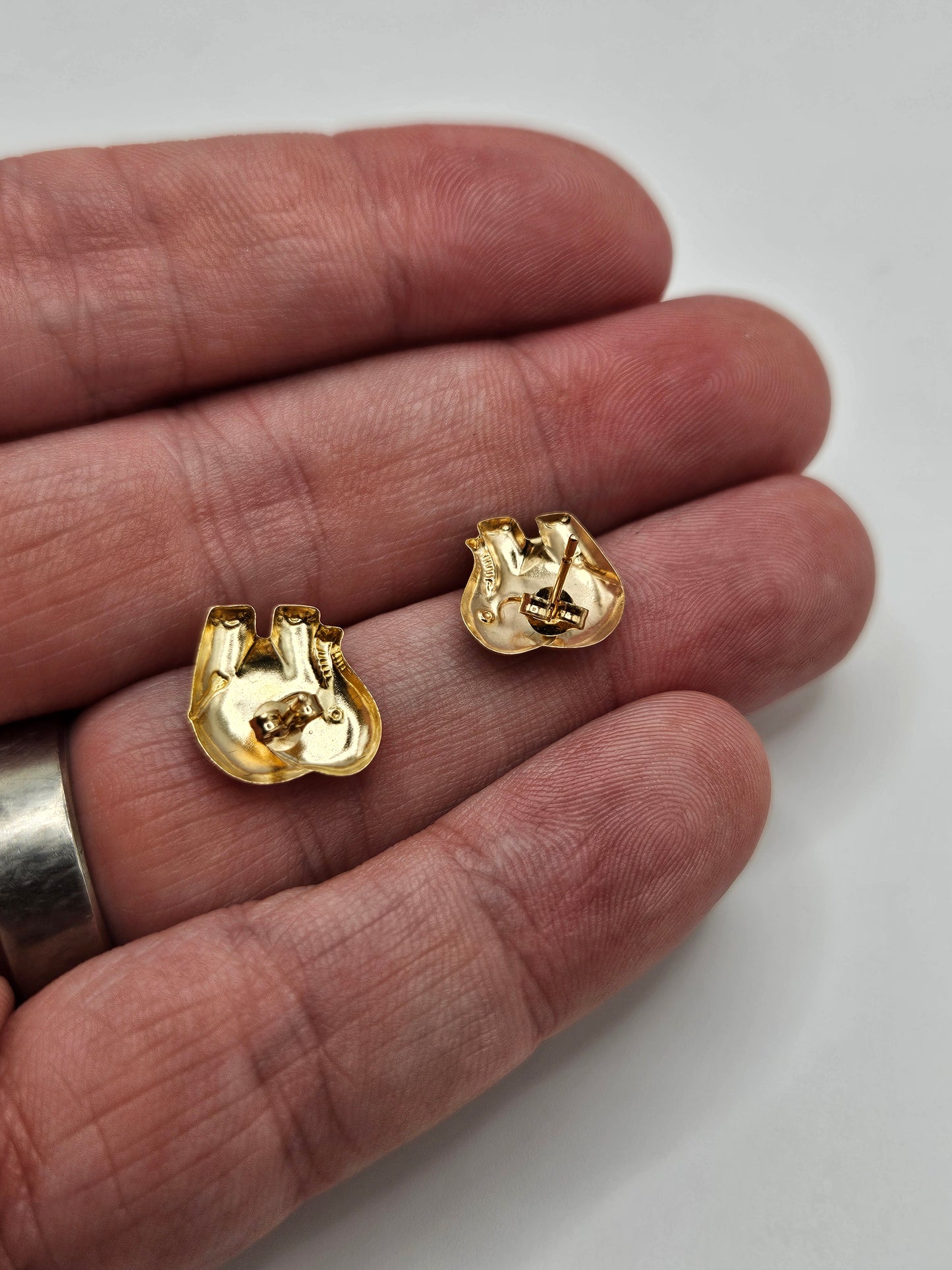 9ct gold elephant earrings