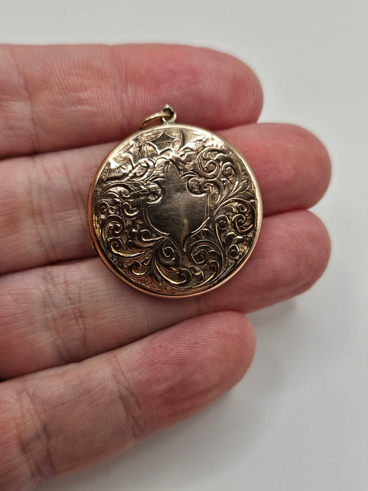 Vicotrian 9ct gold front and back locket