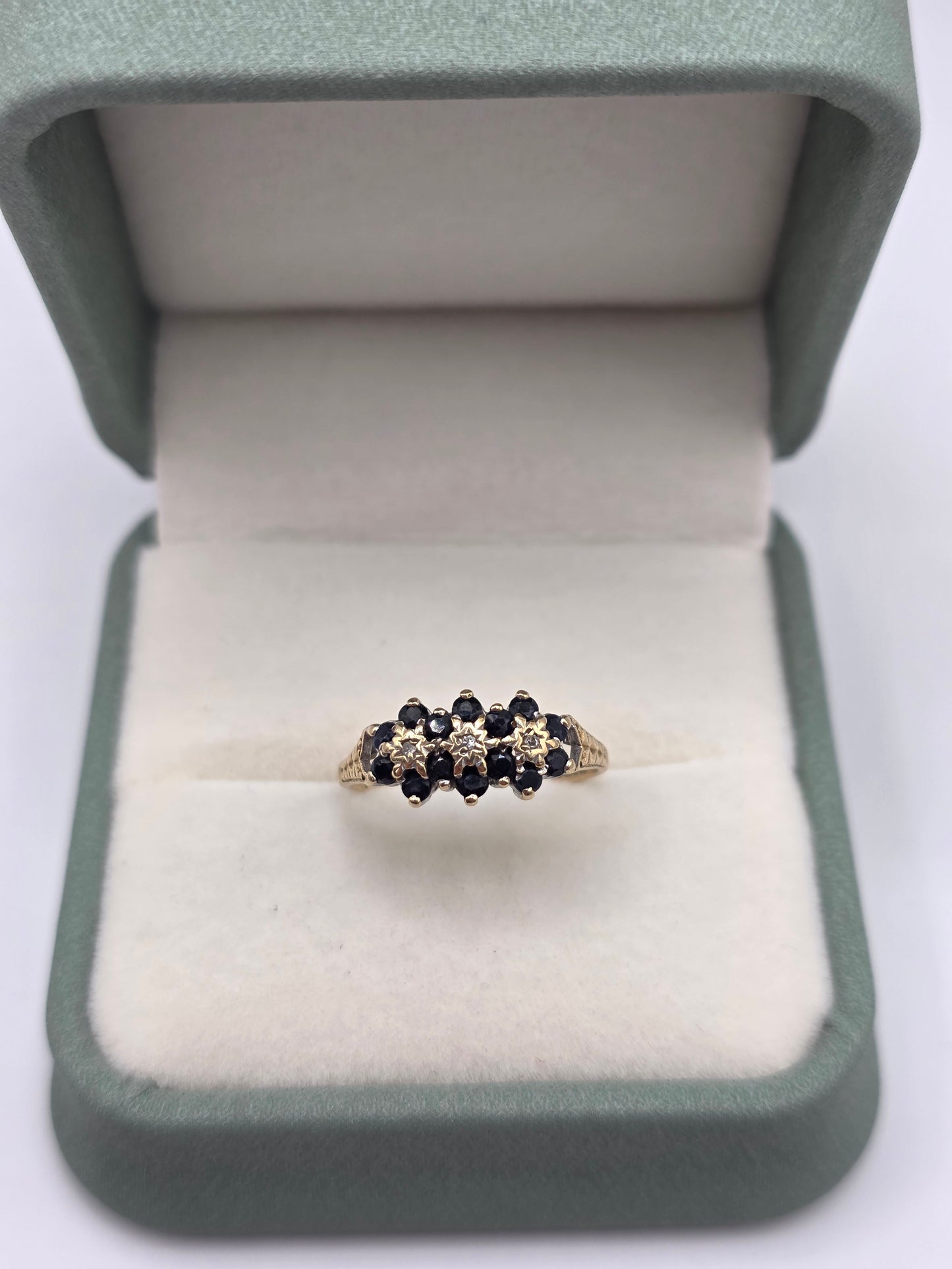 9ct gold sapphire and diamond ring