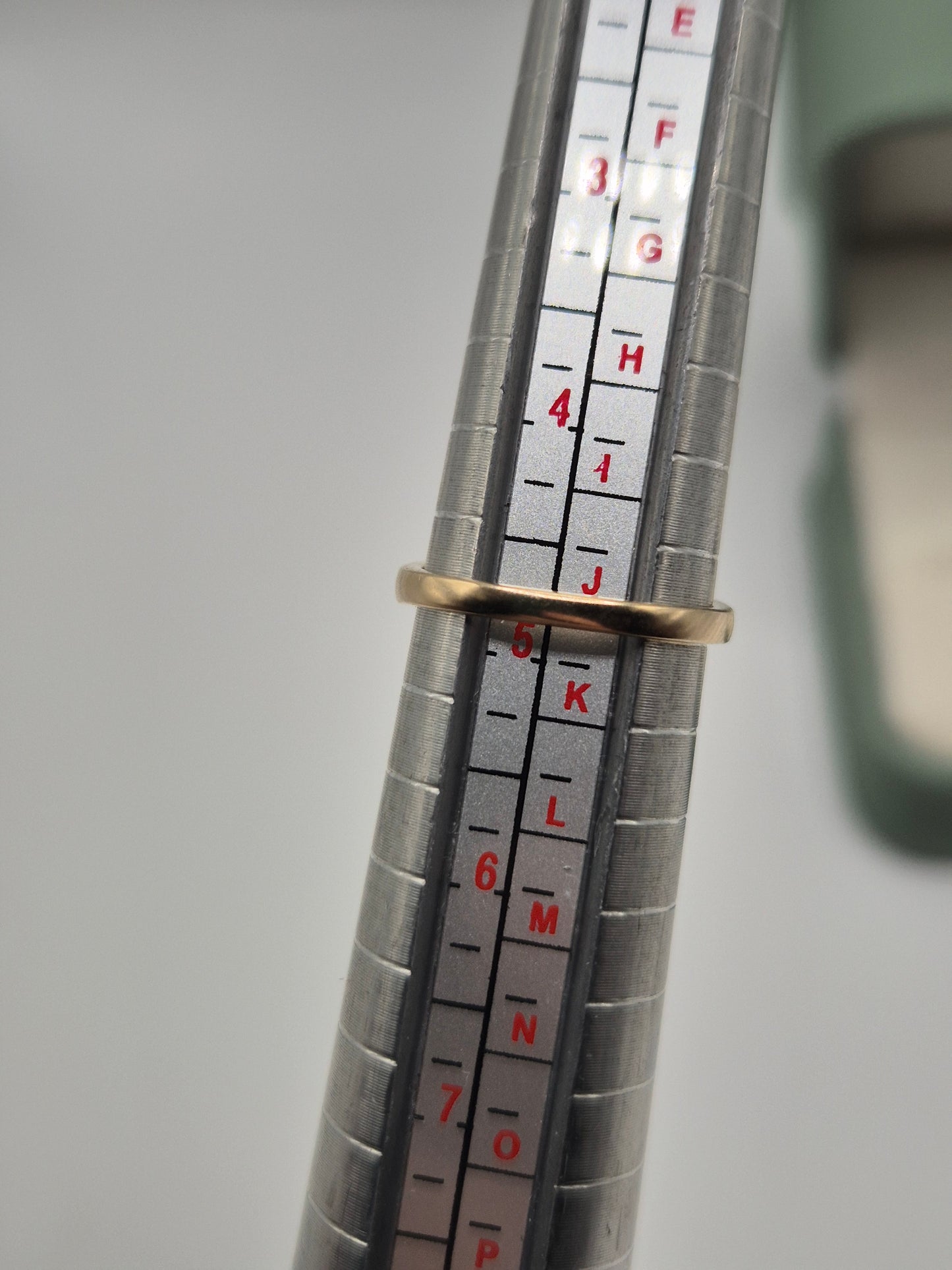 9ct gold ruby and diamond ring