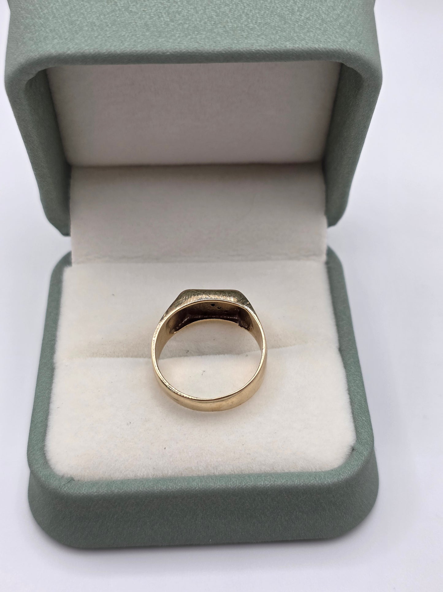 9ct gold diamond signet ring