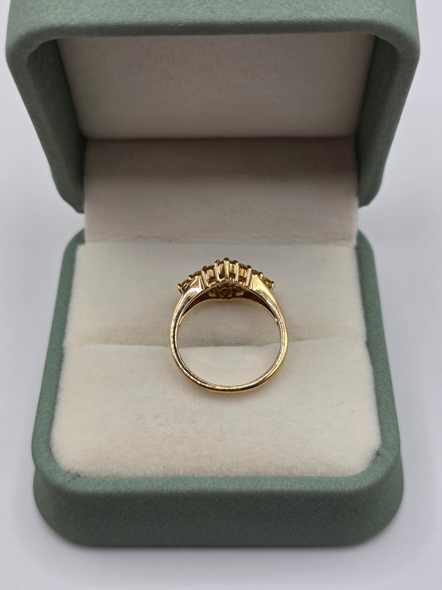 9ct gold yellow apatite ring