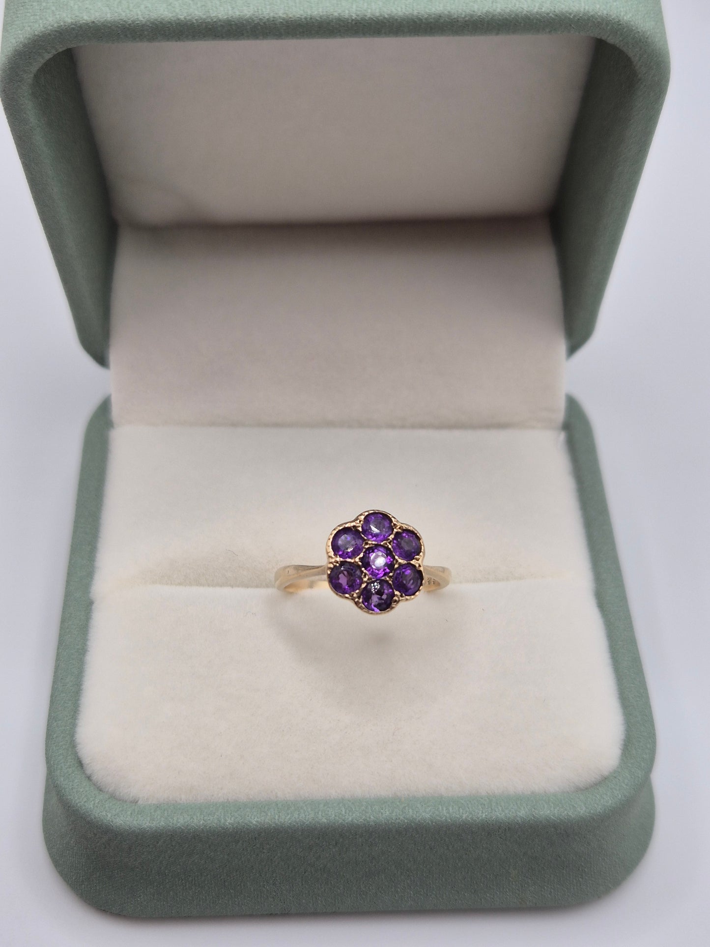 9ct gold amethyst ring