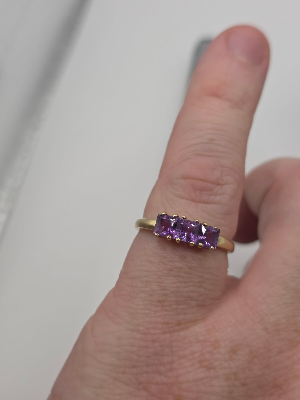 9ct gold amethyst ring