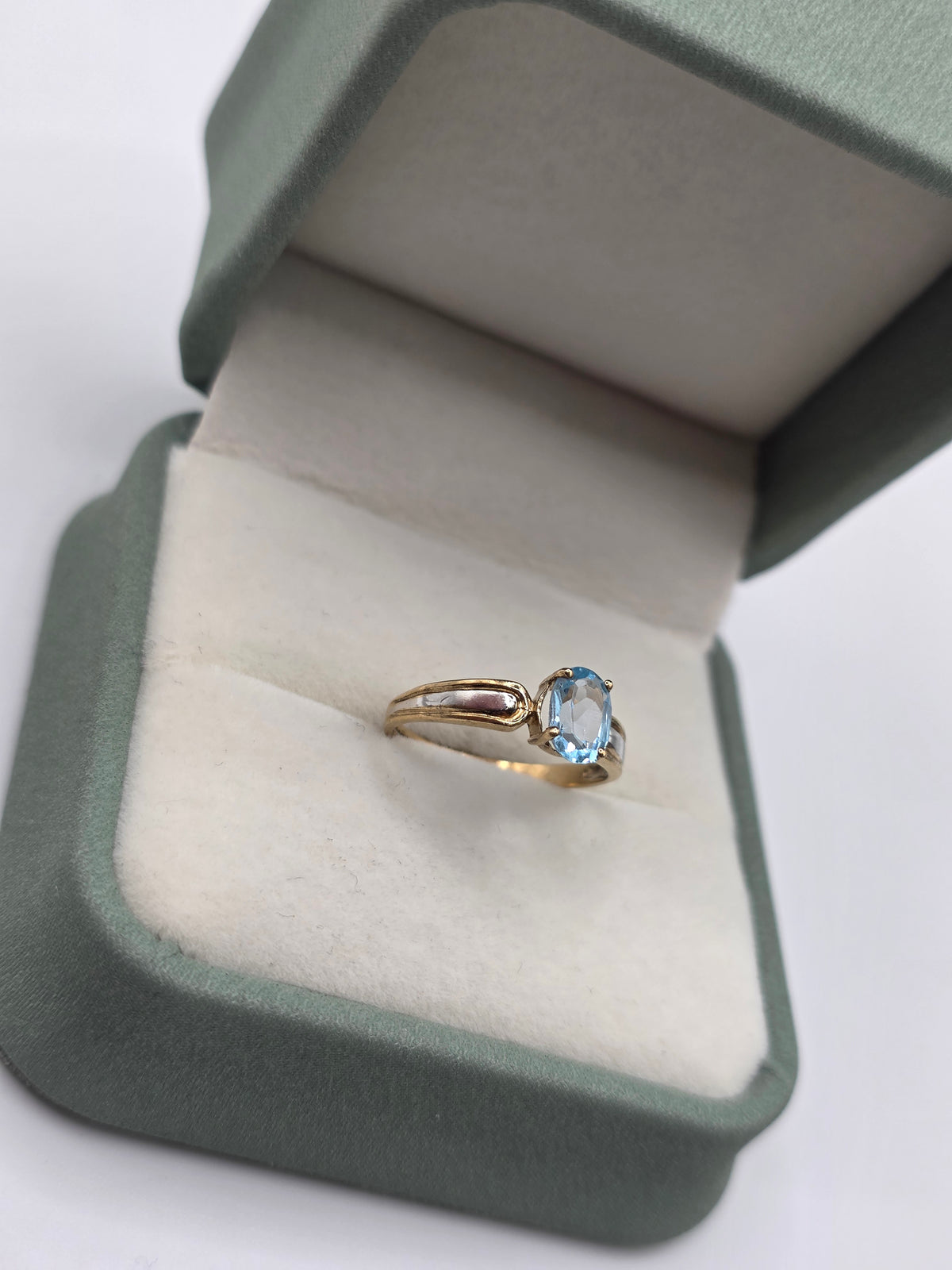 9ct two tone gold topaz ring
