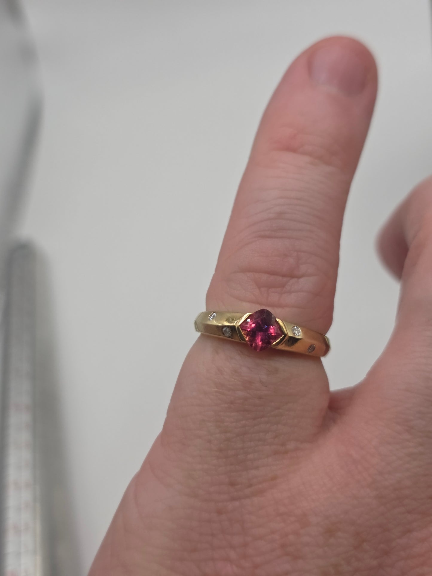 9ct gold pink topaz and diamond ring