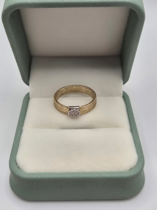 9ct gold extendable mesh cz ring