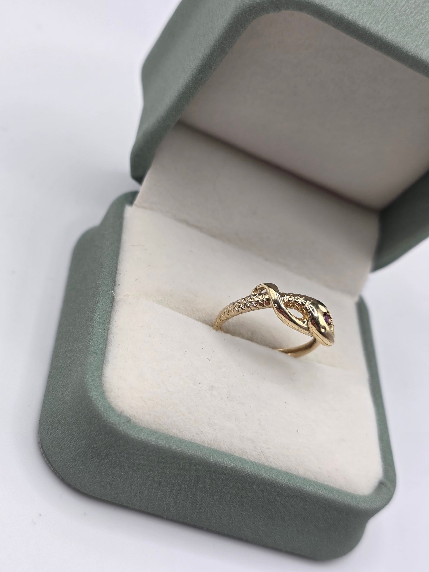 9ct gold ruby snake ring
