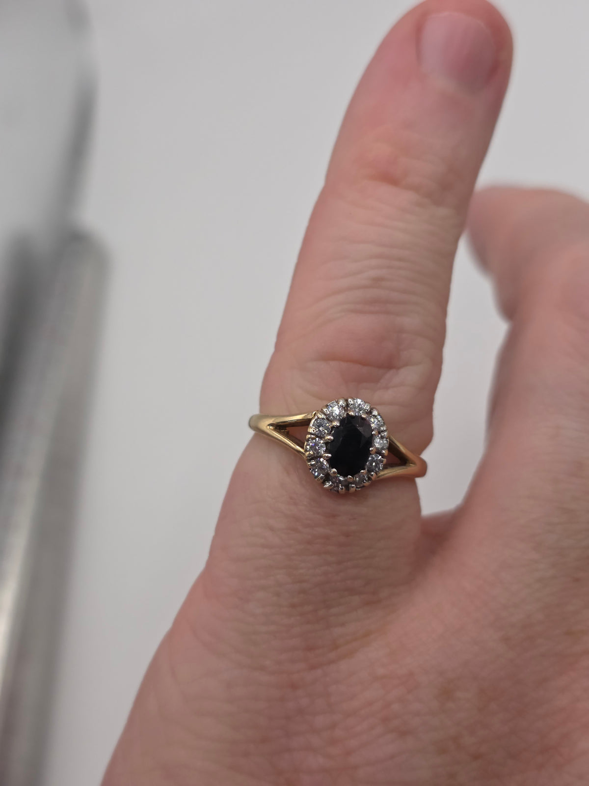 9ct gold sapphire and zircon ring