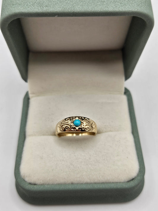 9ct gold turquoise gypsy ring